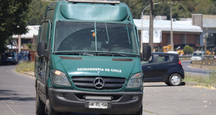 onstructores falsos se entregana la justicia en los lagos