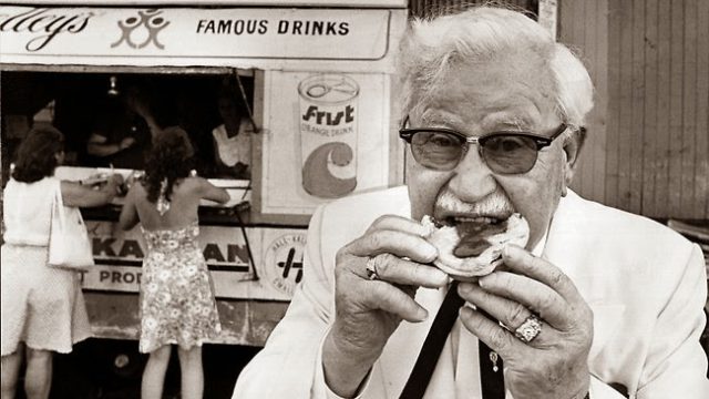 No creas el viral: esta es la verdadera historia del coronel Sanders, el  famoso fundador de KFC | Sociedad | BioBioChile