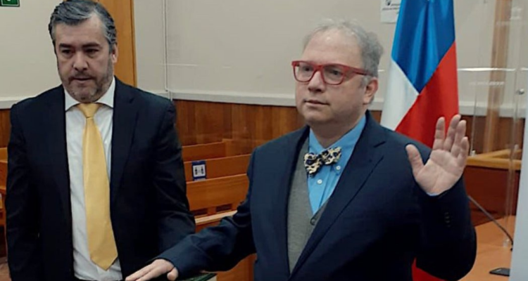 rnando acuña jura como juez titular