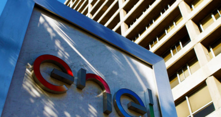 Enel Distribución recurre al TC por ley que impide suspender suministro a clientes que puedan pagar