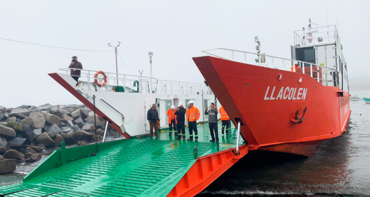 barcaza-isla-santa-maria