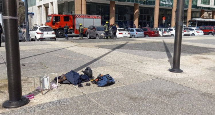 Hombre intenta quemarse a lo bonzo frente a sede de Gobierno en Uruguay