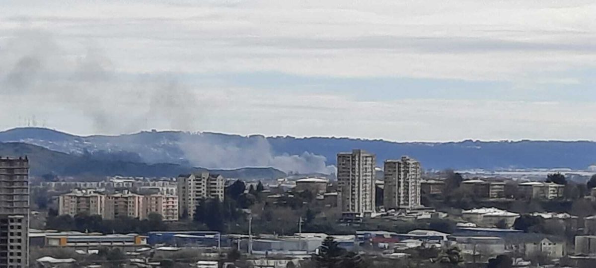 incendio-afecta-tres-casas-perales-talcahuano-2-1200x540.jpeg