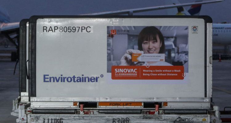 isp-amplia-aprobacion-sinovac-mayores-seis-anos