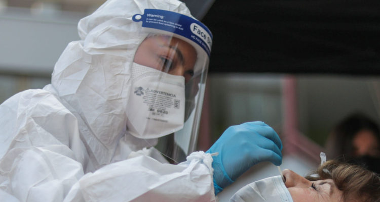 minsal-reporta-cero-muertos-alza-contagios-positividad