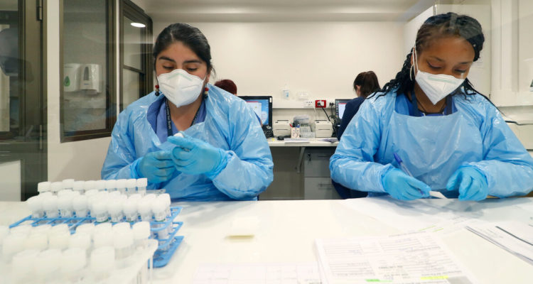 minsal-reporta-positividad-pcr-mas-alta-septiembre