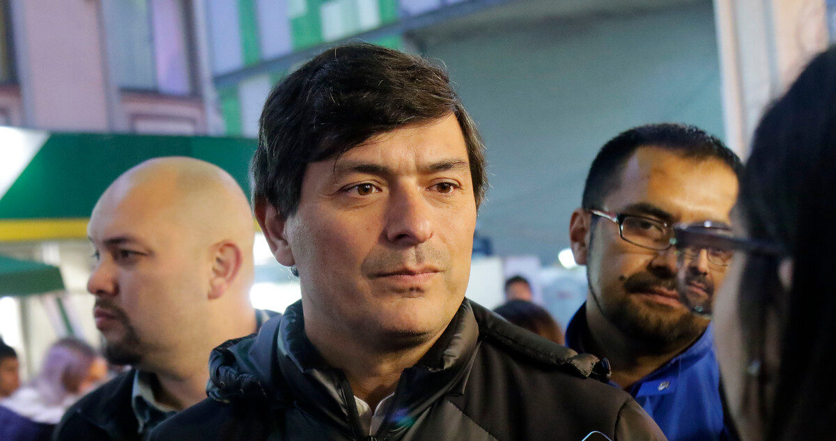 parisi-asilo-politico-eeuu-chile-no-democracia