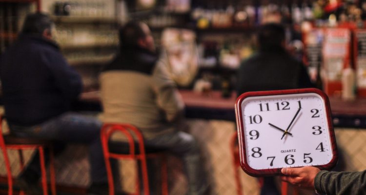 horario toque de queda