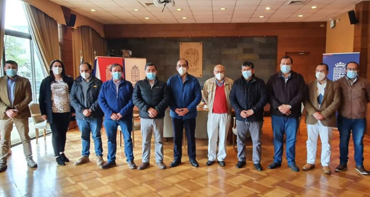 Alcaldes-de-la-provincia-de-Osorno-piden-alargar-pista-del-aeropuerto-Cañal-Bajo