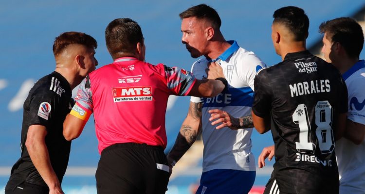 Último duelo entre Universidad Católica y Colo Colo por el Campeonato Nacional.