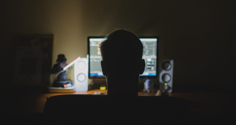 Arrestan a 150 personas involucradas en venta ilegal en la Dark Web