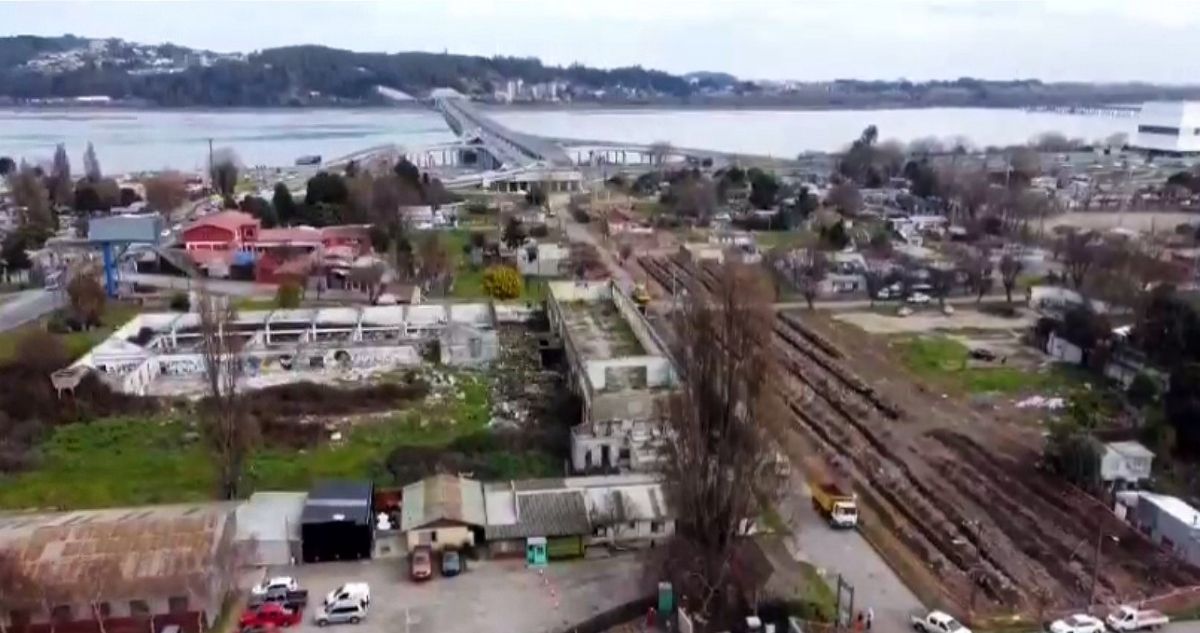 Familias de la población Aurora de Chile pide paralizadas obras de puente Bicentenario