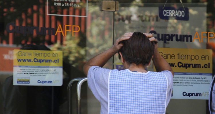 Diputados divididos por propuesta de compensación estatal para afectados con pérdidas del Fondo E