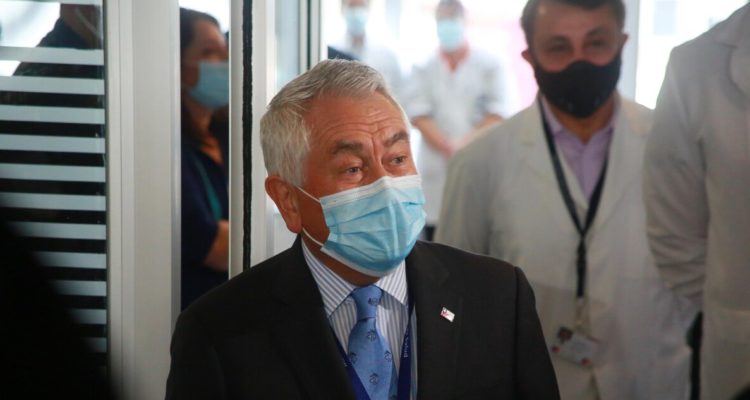 chile-tres-dias-consecutivos-ochocientos-contagios