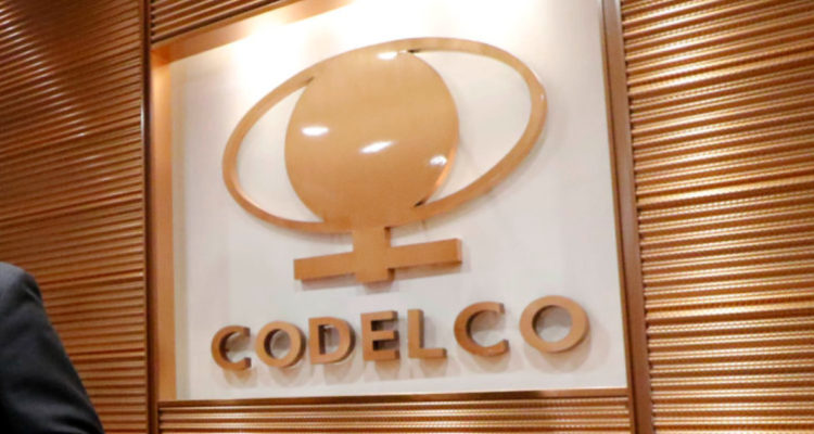 Codelco Salvador y sindicato de trabajadores llegan a acuerdo tras negociación colectiva