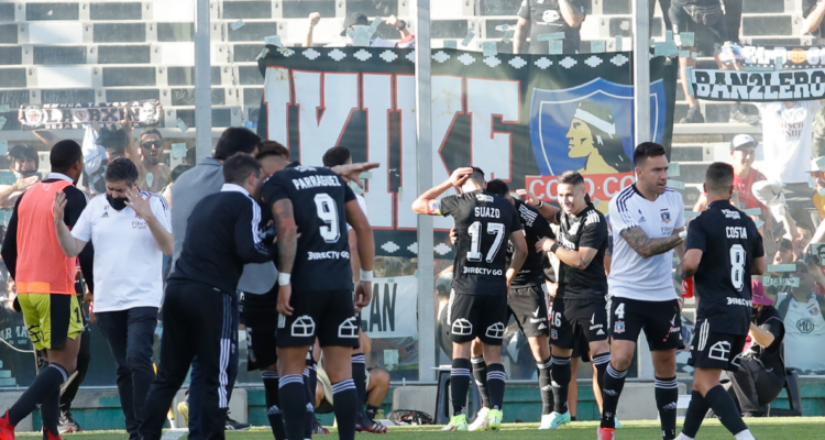 Colo Colo en partido ante la UC
