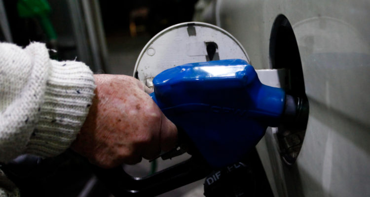 Combustibles Enap reporta por quinta semana consecutiva un nuevo alza de 6,3 pesos por litro