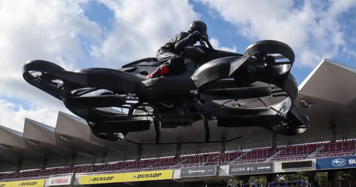 Crean en japón una “moto voladora”capaz de volar a 100 km/h