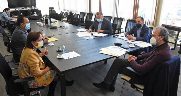 proyectos de agua y electricidad