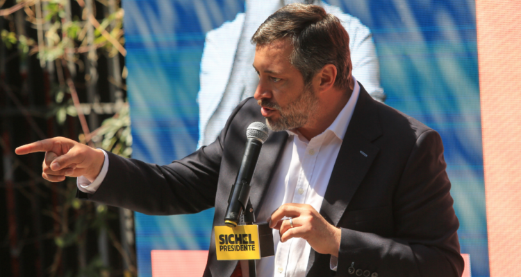 sichel y cambios en su equipo