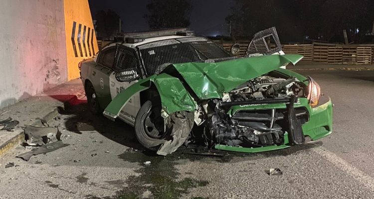 Dos uniformados lesionados tras choque de un radiopatrulla de Carabineros en Renca