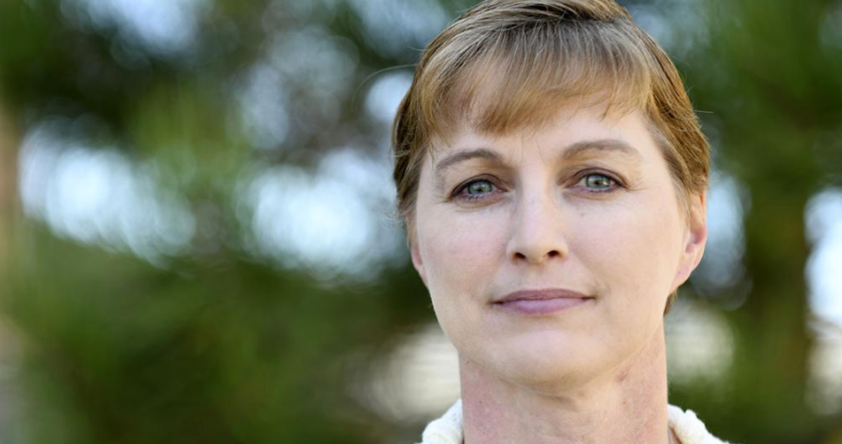Jaimee Fougner se niega a recibir la vacuna pese a requerir un trasplante de riñón con urgencia