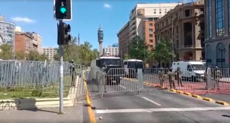 enfrentamientos-estallan-santiago-centro-marchas-encapuchados