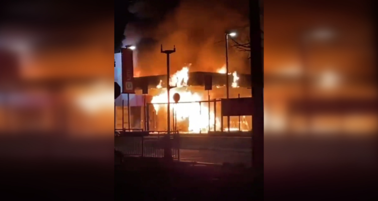 incendio-supermercado-unimarc