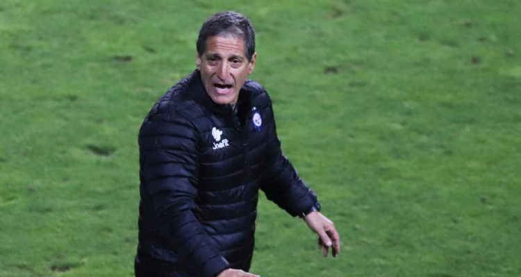 Mario Salas y un debut con derrota en Huachipato
