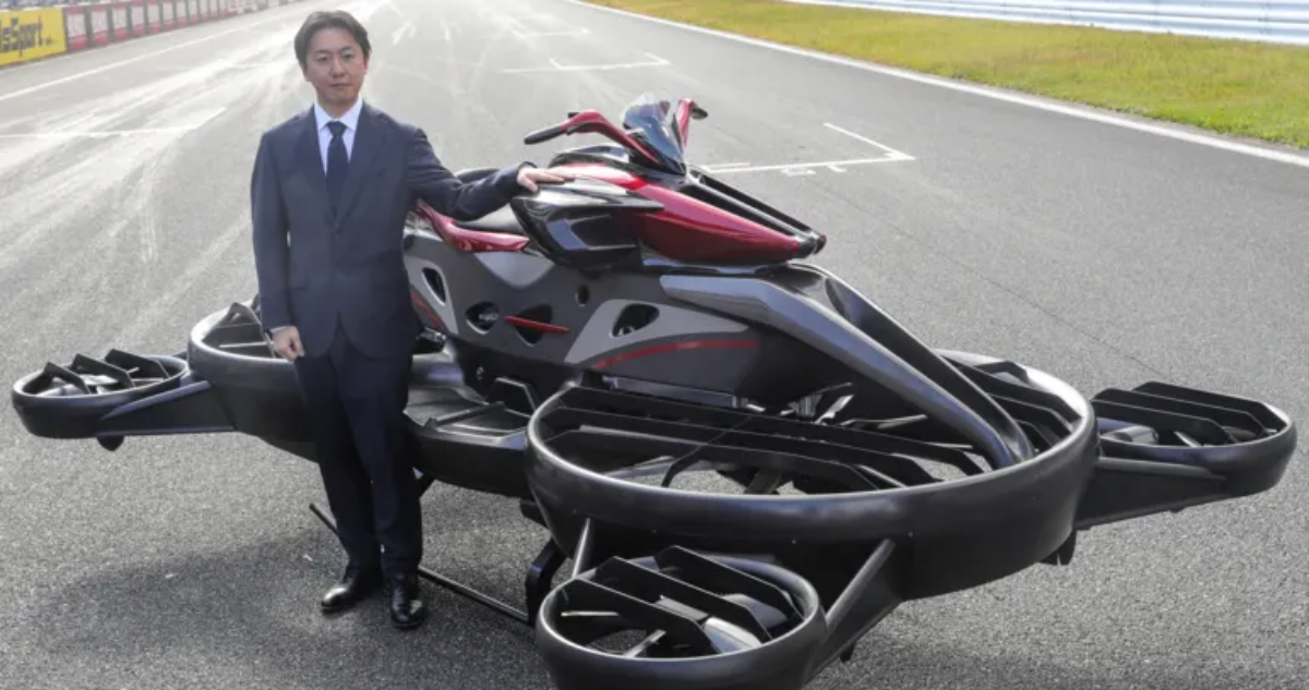 Crean en japón una "moto voladora"capaz de volar a 100 km/h