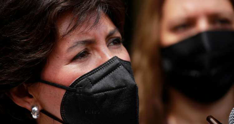 PC acusa a Provoste de buscar votos en la derecha.