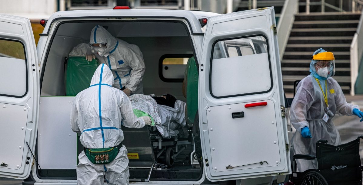 Rusia anota más de mil muertos por covid por primera vez en la pandemia