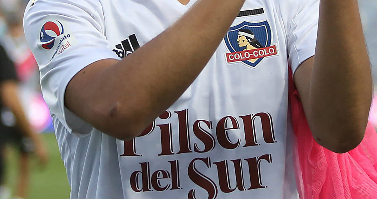 proponen cambiar insignia de Colo Colo