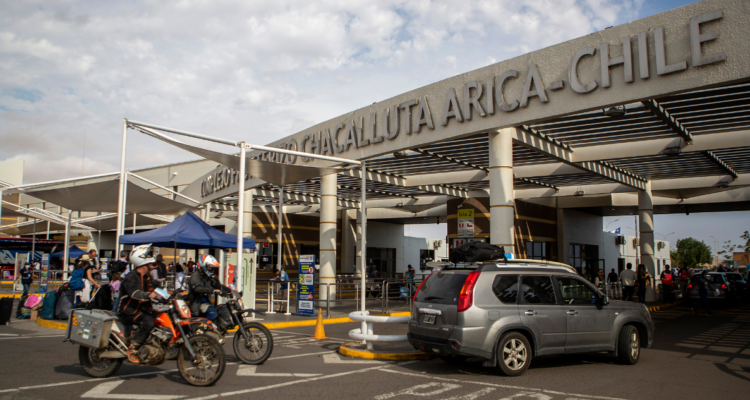 Gobierno abre fronteras terrestres