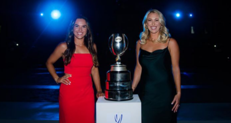 Desirae Krawczyk y Alexa Guarachi