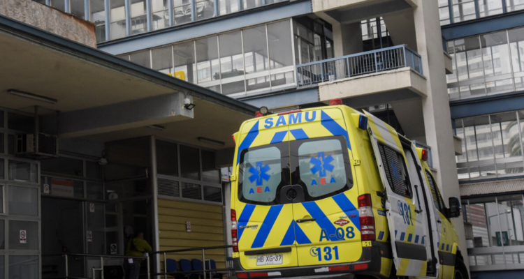 Ambulancia estacionada