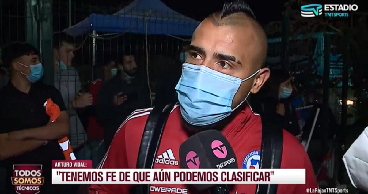 Arturo Vidal muy golpeado tras caída de La Roja con Ecuador