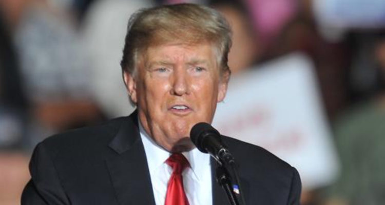 Asalto al Capitolio último intento de Trump para evitar que Archivos Nacionales lleguen al Congreso