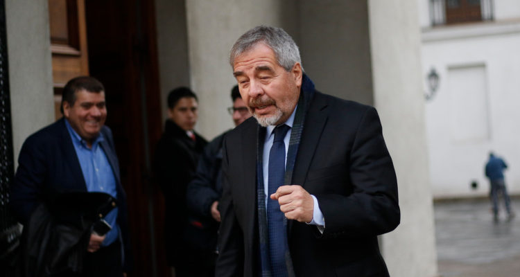 Jefe de Bancada DC advierte que serán oposición “al Gobierno que se elija”
