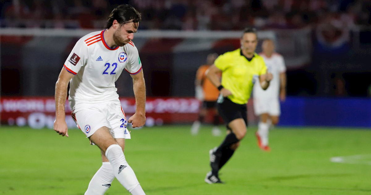 Brereton Díaz vs Paraguay.