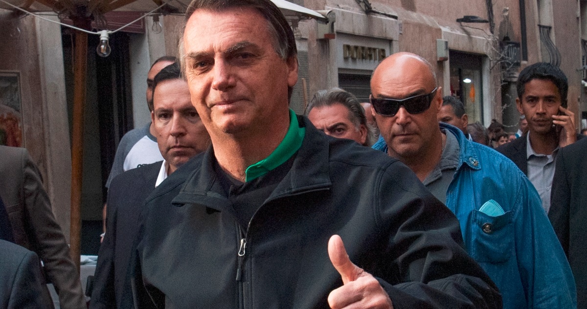 Bolsonaro desata pasiones en Italia al recibir ciudadanía honoraria de localidad de sus ancestros