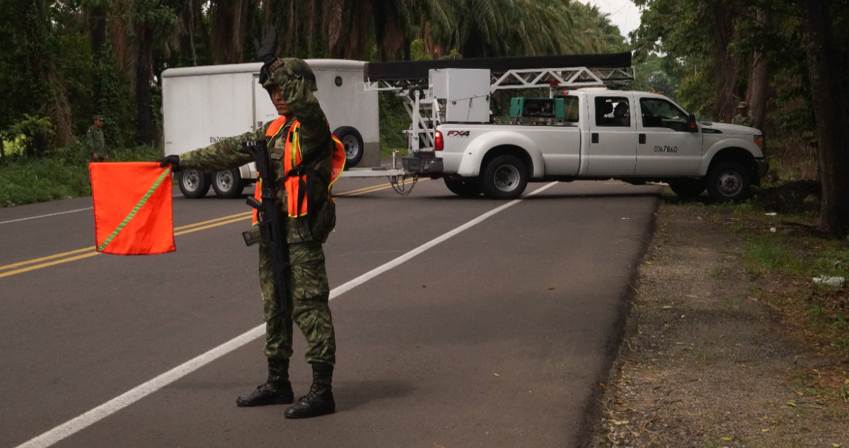 Hallan diez cadáveres de hombres colgando de un puente del estado mexicano de Zacatecas