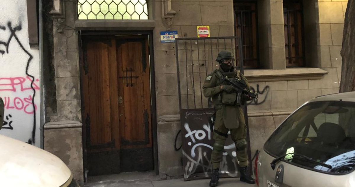 comunes-carabineros-desproporcionados-sede