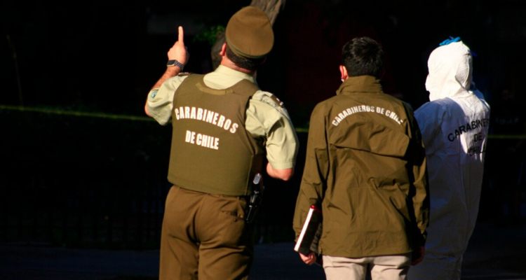 Carabineros en procedimiento