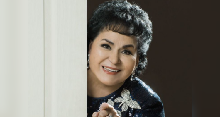 Actriz mexicana Carmen Salinas en coma tras derrame cerebral: Cristián de la Fuente le envió mensaje
