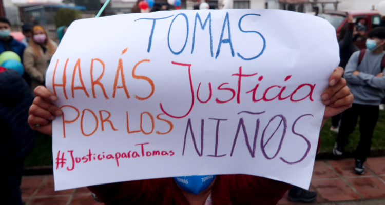 Corte de Apelaciones mantiene resolución que autoriza examen de pelo a tío abuelo de Tomás