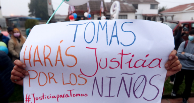 Pancarta pidiendo justicia para Tomás Bravo