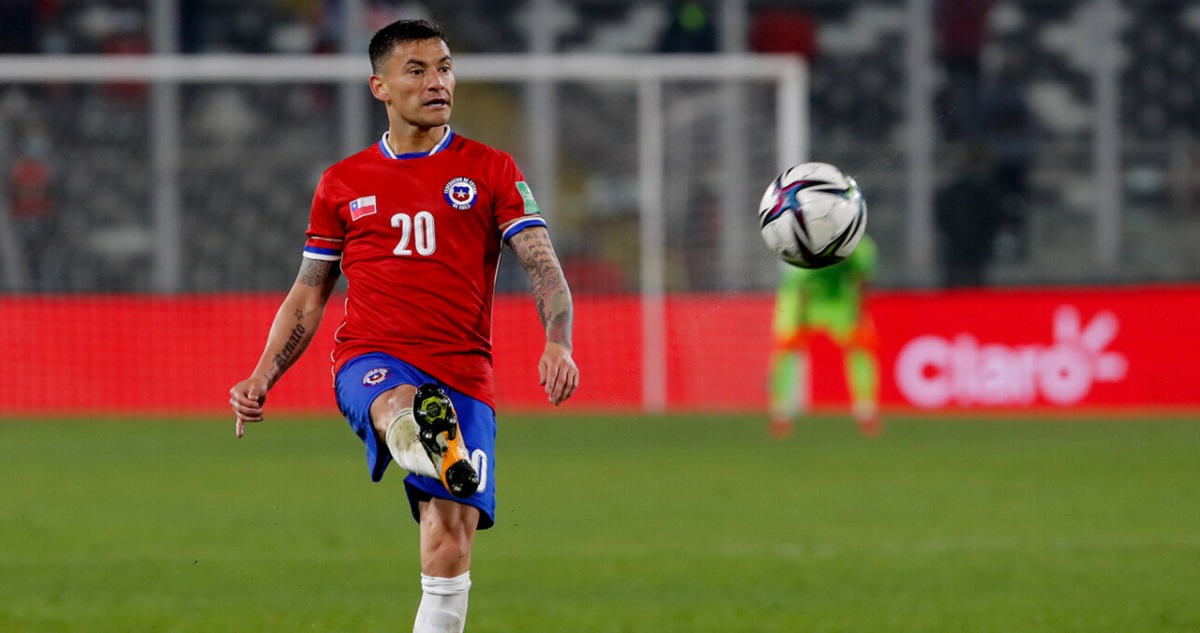 El llamado de Charles Aranguiz desató furia del Leverkusen