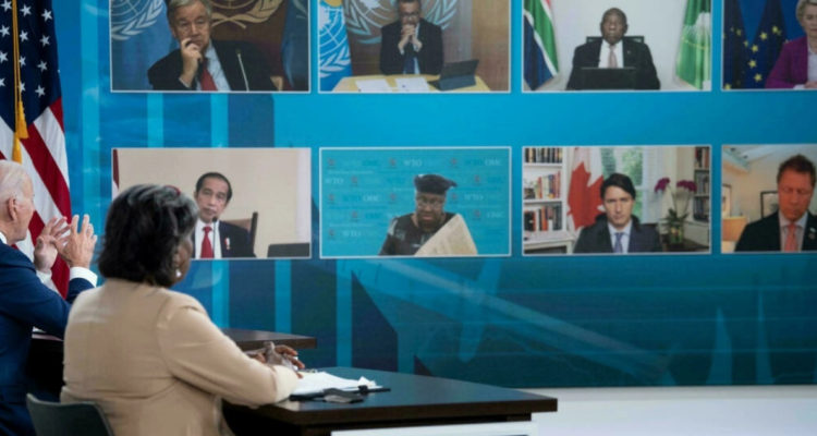 China ese muestra indignada ante invitación de EEUU a Taiwán a cumbre por la democracia