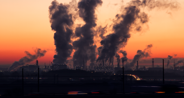 China pega el salto y produce 31% de emisiones de CO2 este 2021